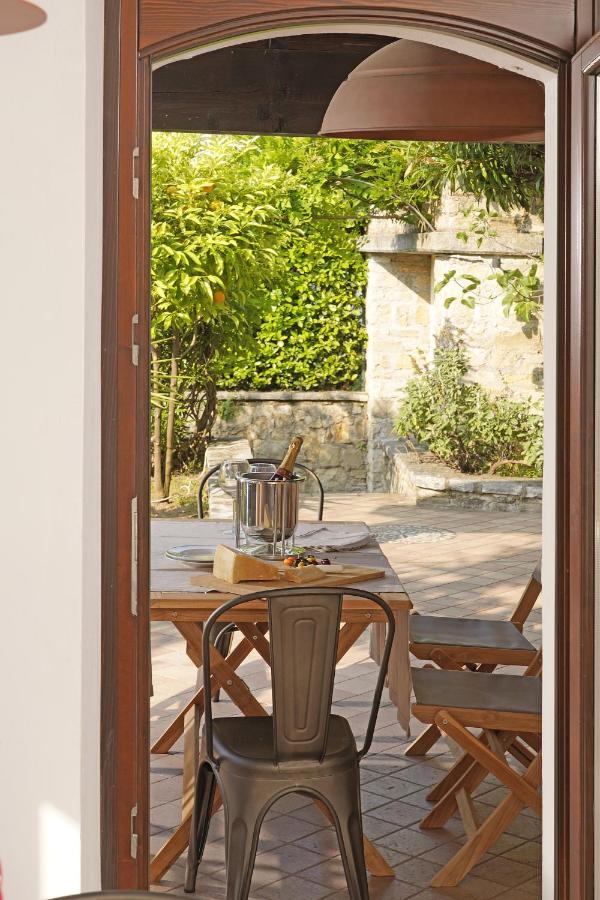 Villa Bouganville 토스콜라노마데노 외부 사진