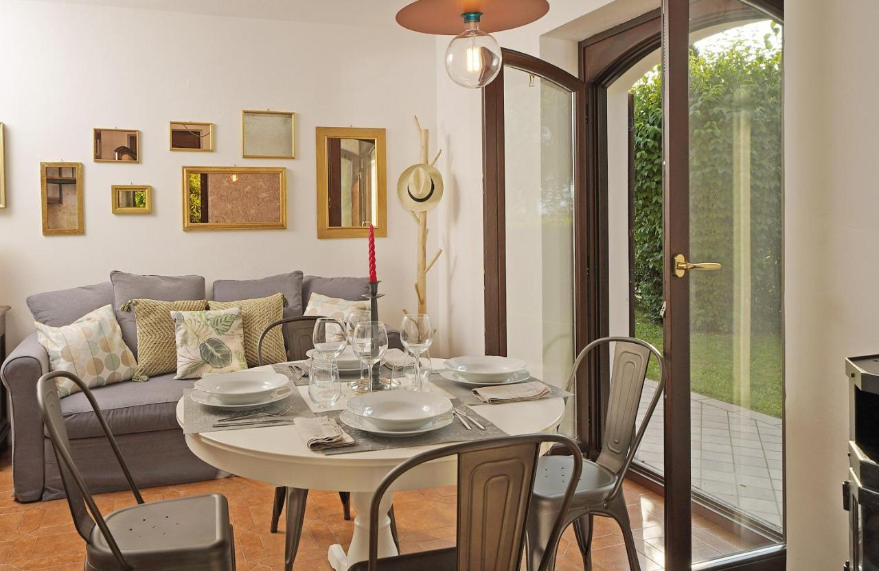 Villa Bouganville 토스콜라노마데노 외부 사진