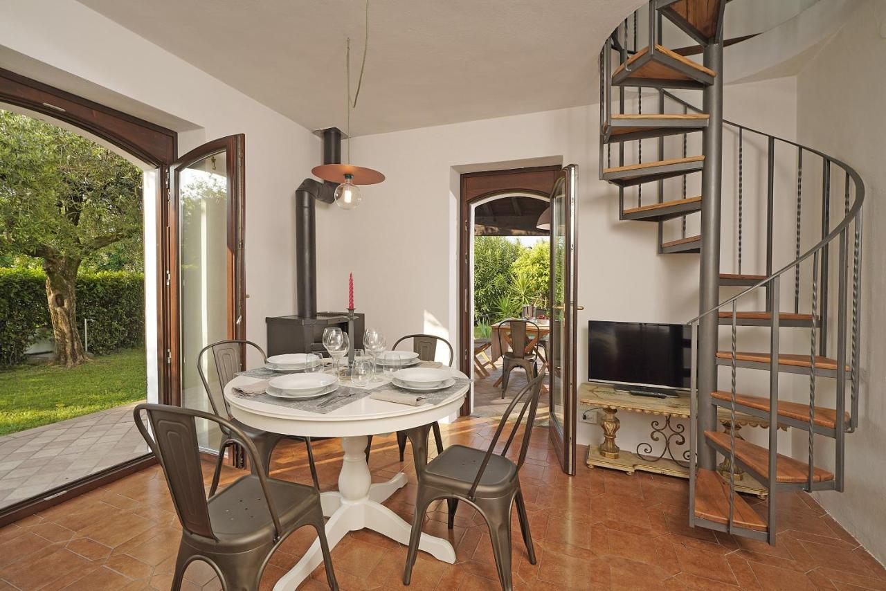 Villa Bouganville 토스콜라노마데노 외부 사진