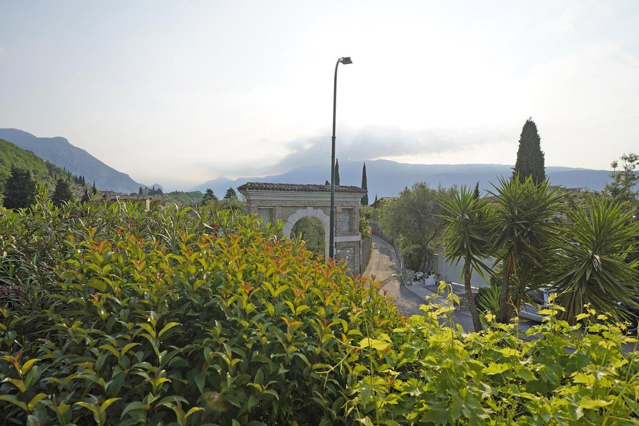 Villa Bouganville 토스콜라노마데노 외부 사진
