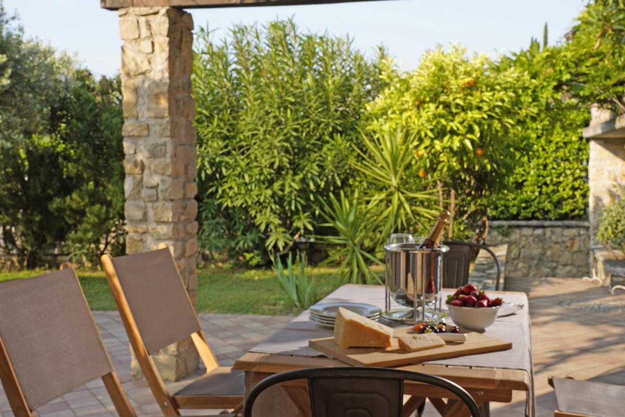 Villa Bouganville 토스콜라노마데노 외부 사진