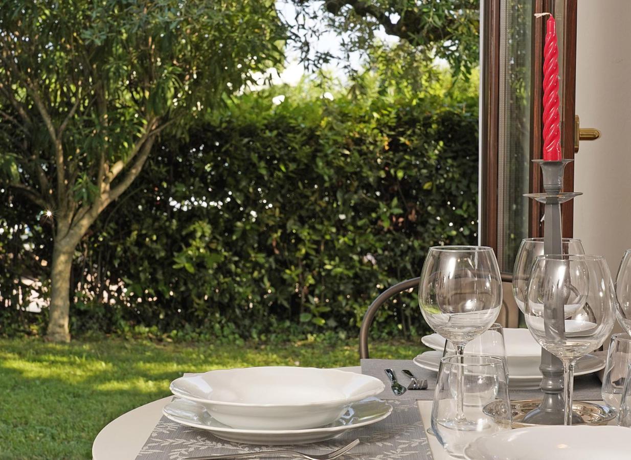 Villa Bouganville 토스콜라노마데노 외부 사진